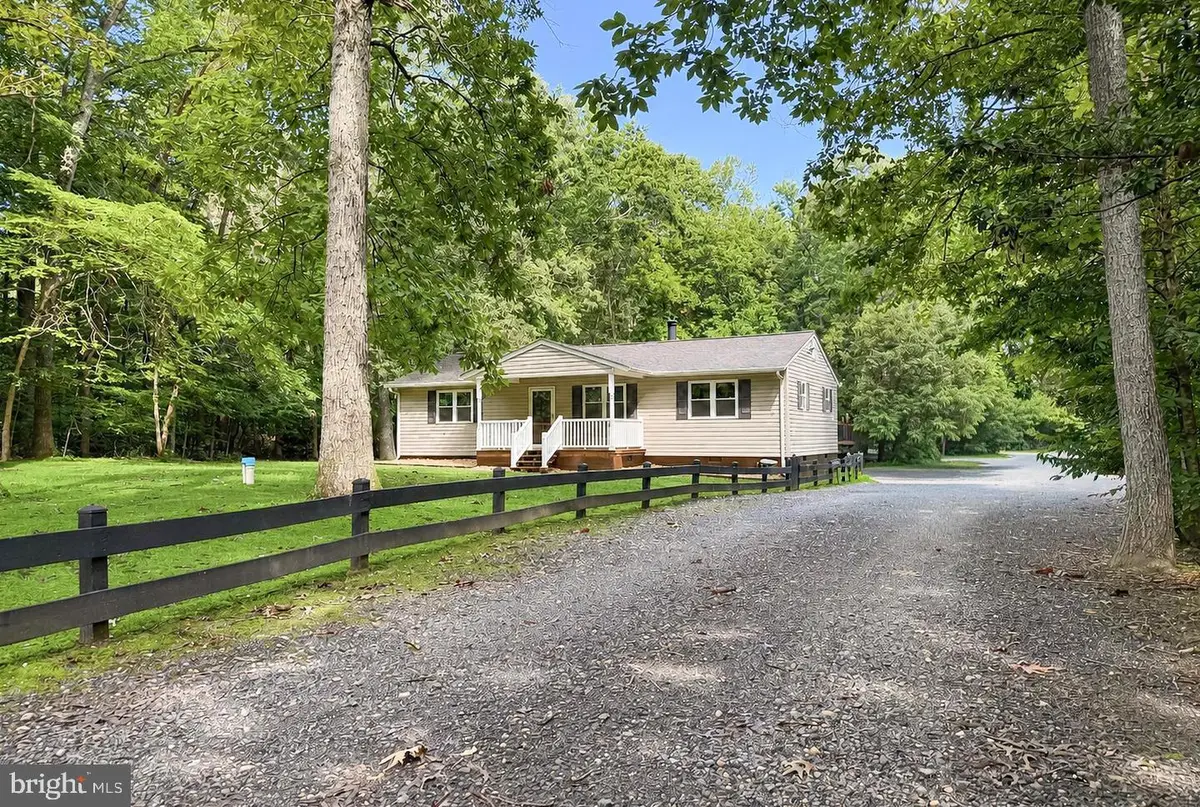 12850 Janschek Dr, Waldorf, MD 20601 - #1