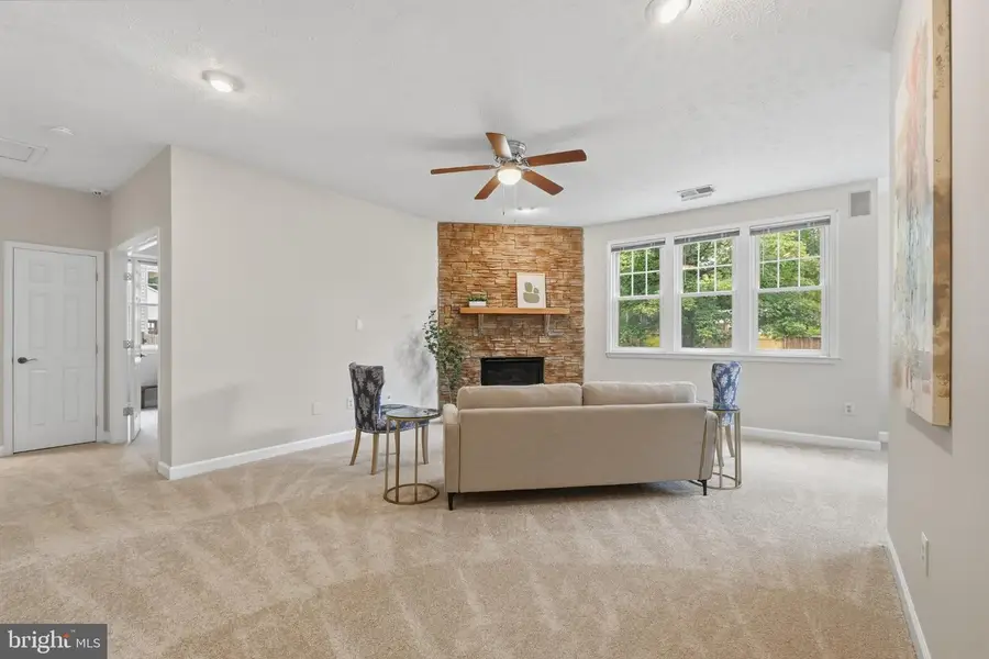 10916 Maryland Woods Ct, Waldorf, MD 20602 - #2