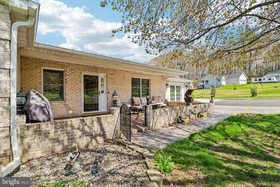 16970 Teagues Point Rd, Hughesville, MD 20637 - #3