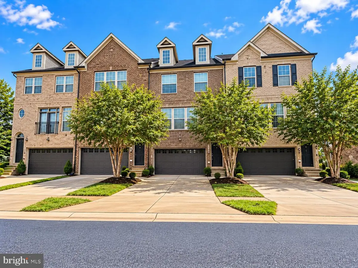 2715 Golden Gate Pl, Waldorf, MD 20601 - #1