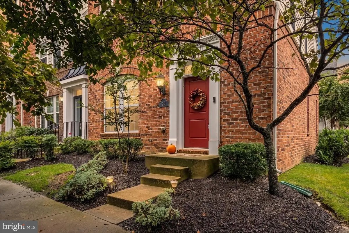 29 Steeplechase Dr, La Plata, MD 20646 - #1