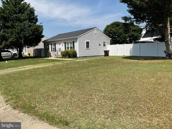 11 9th St, RIDGELY, MD 21660