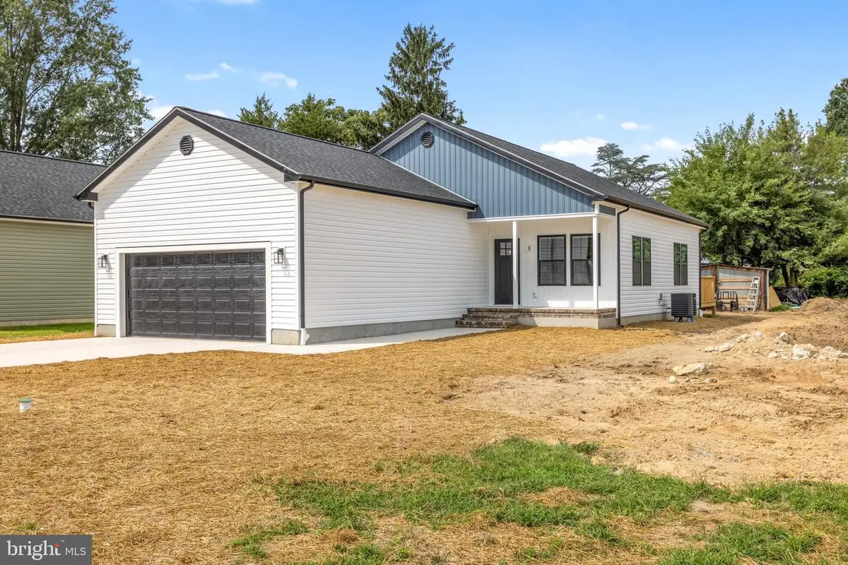5 Sunrise Ave, Ridgely, MD 21660 - #1
