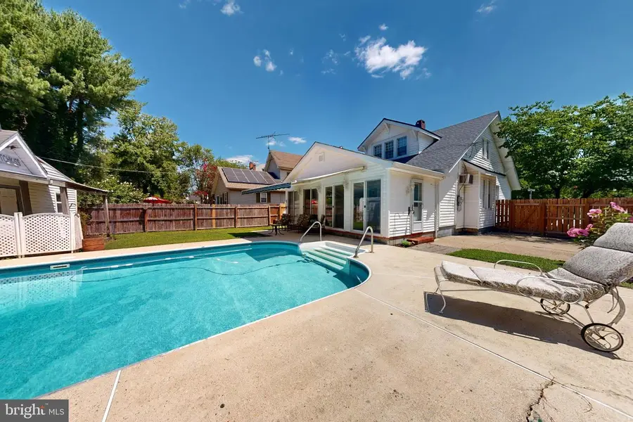 222 S 3rd St, Denton, MD 21629 - #2