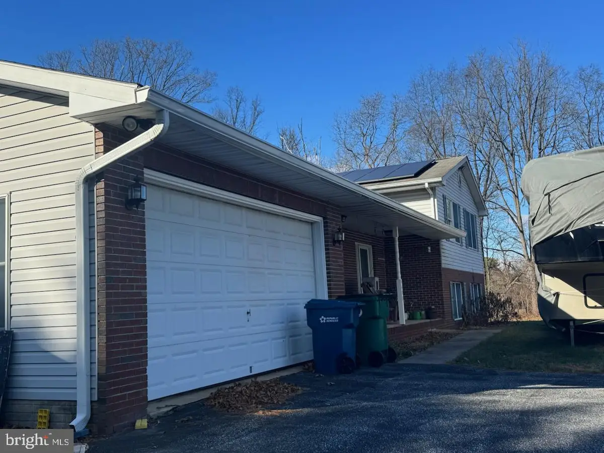 4408 Raymond Ave, Sykesville, MD 21784 - Image #1