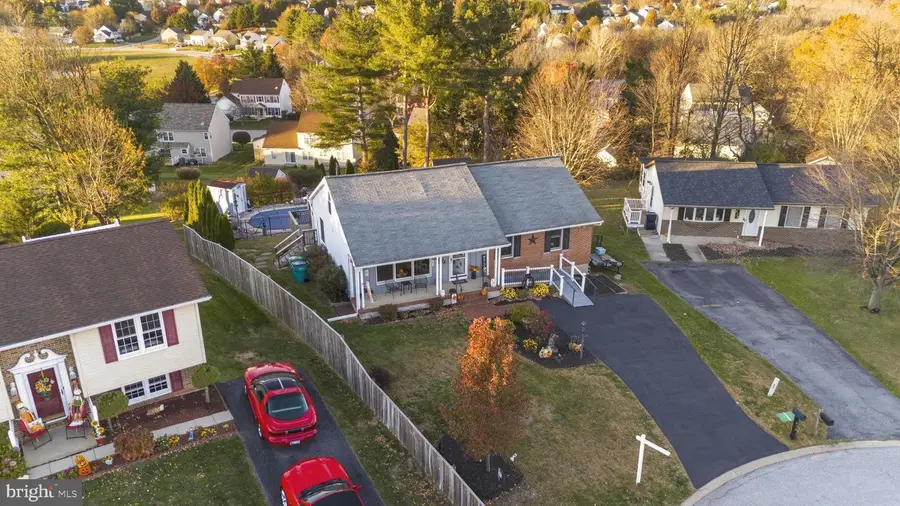 418 London Ct, Westminster, MD 21157 - Image #2