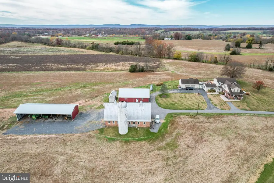 3989 Kump Station Rd, Taneytown, MD 21787 - Image #2