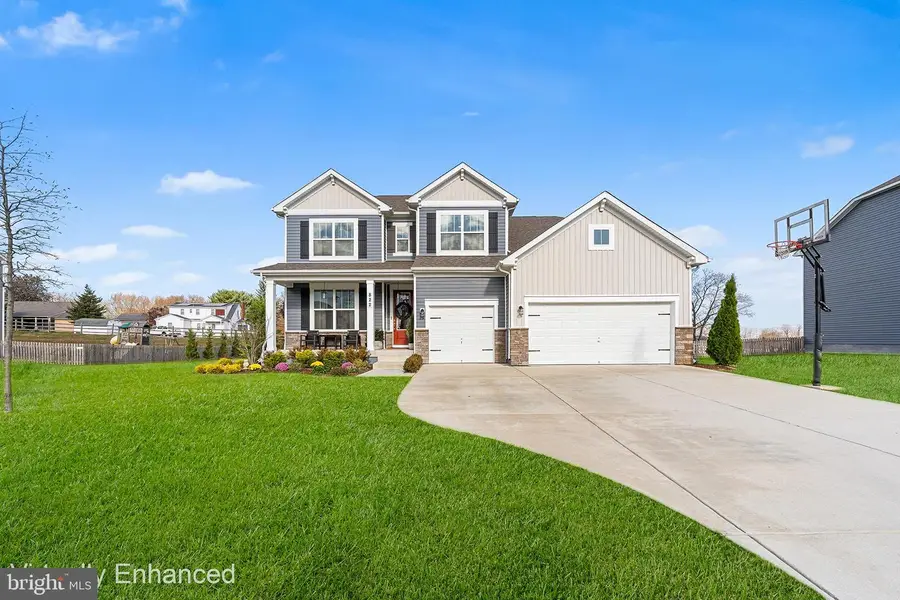 822 Redwood Dr, Westminster, MD 21157 - Image #2