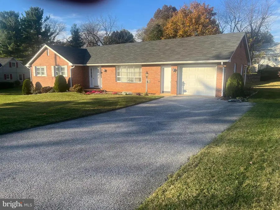 314 Margaret Ave, Westminster, MD 21157 - Image #2