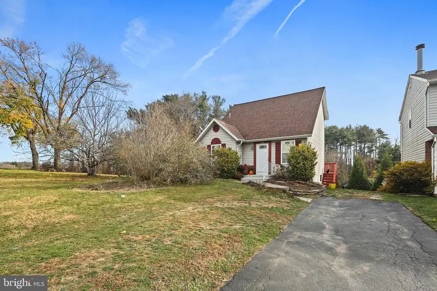 4148 Sellman Dr, Hampstead, MD 21074 - Image #2