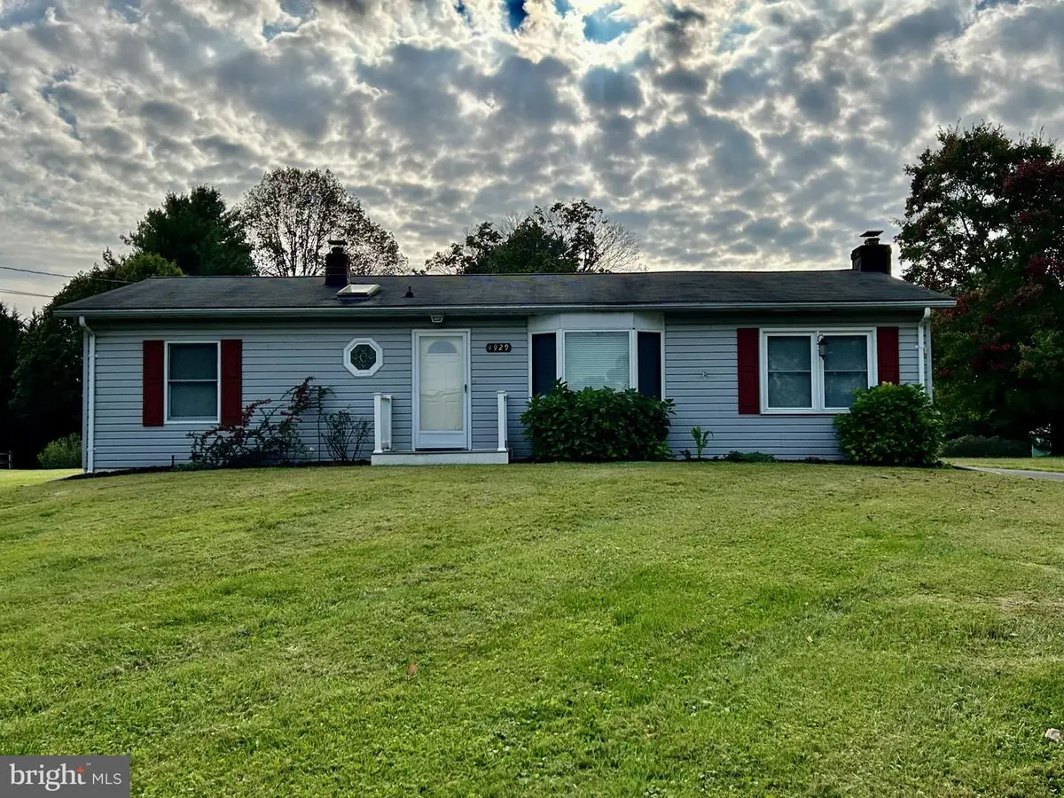 4929 Millers Station Rd, Hampstead, MD 21074 - Image #1