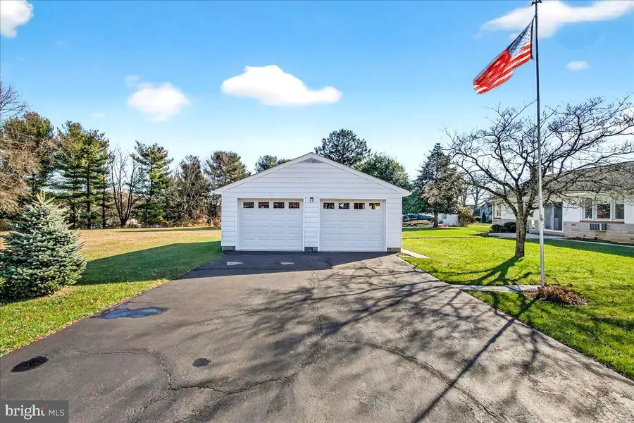 701 Park Ave, Mount Airy, MD 21771 - Image #2