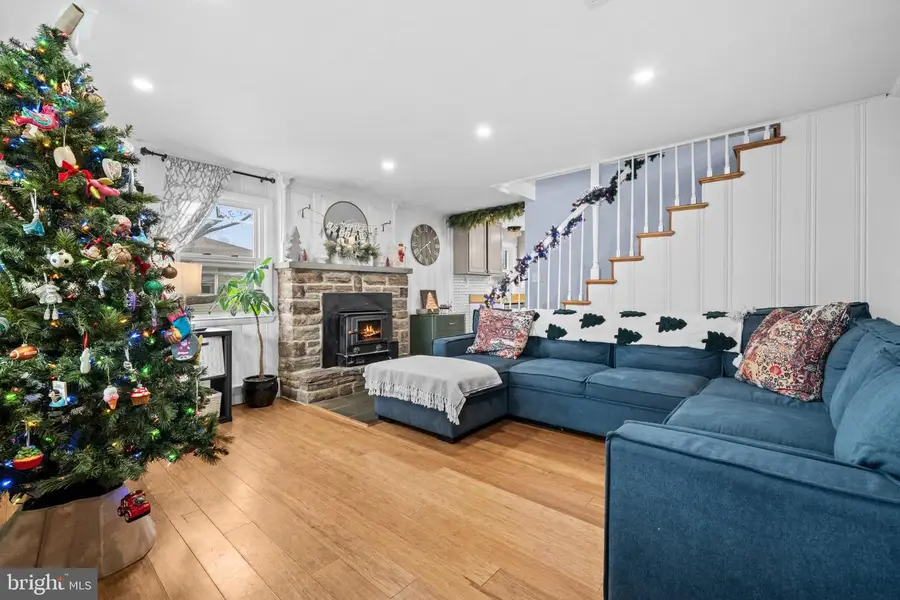 418 Ross Dr, Sykesville, MD 21784 - Image #3