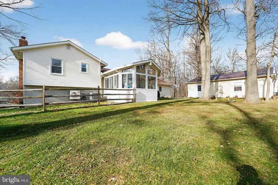 7131 Carmae Rd, Sykesville, MD 21784 - Image #2