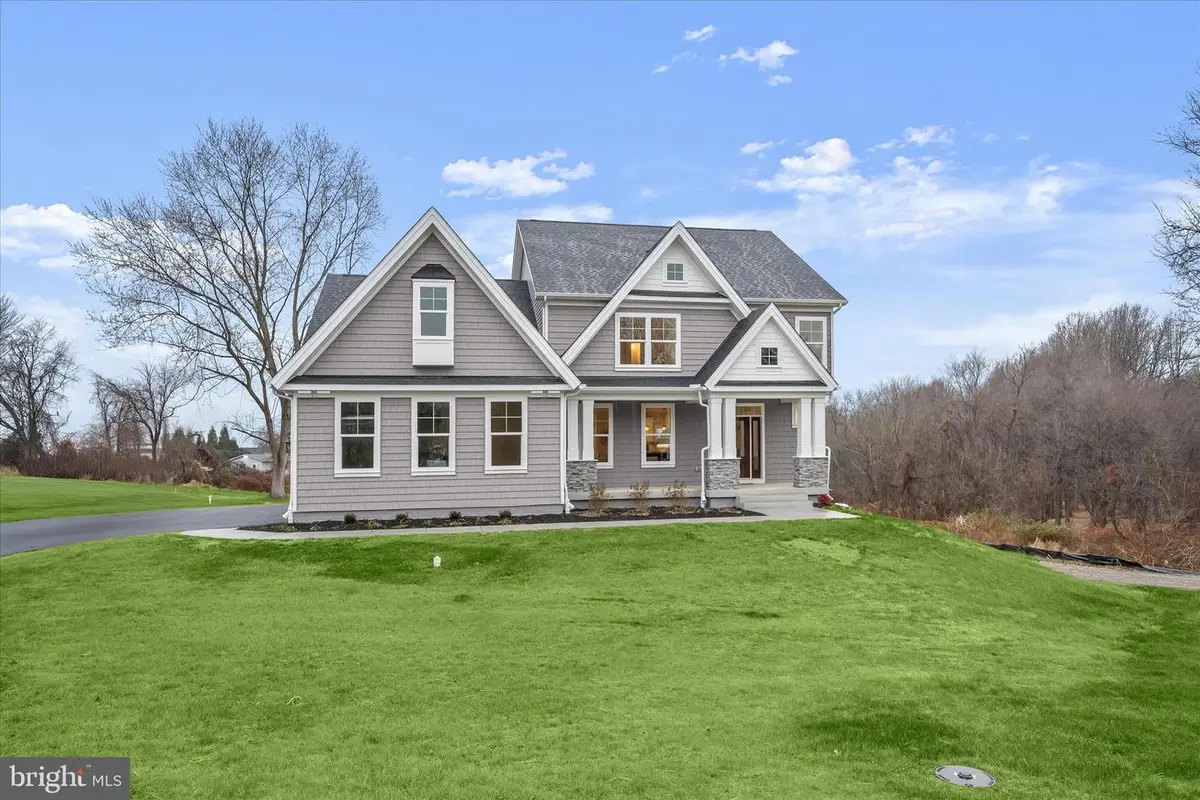 5712 Hodges Rd, Sykesville, MD 21784 - Image #1