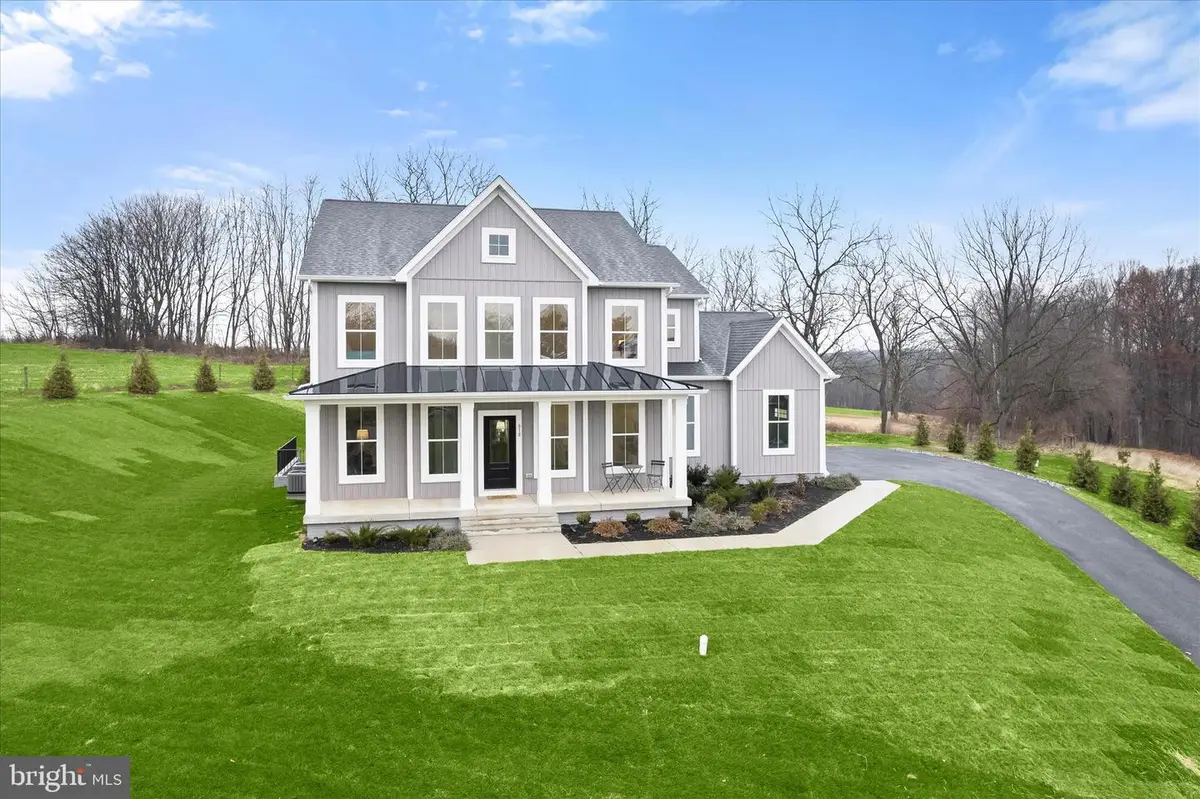 618 Deer Park Rd, Westminster, MD 21157 - #1