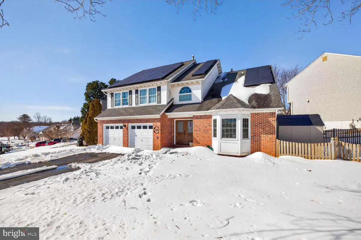 7200 Caracara Ct, Sykesville, MD 21784 - Image #1