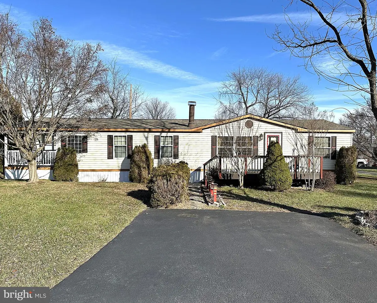 4322 Ridge Dr, Mount Airy, MD 21771 - Image #1