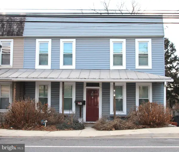 906 S Main St, HAMPSTEAD, MD 21074