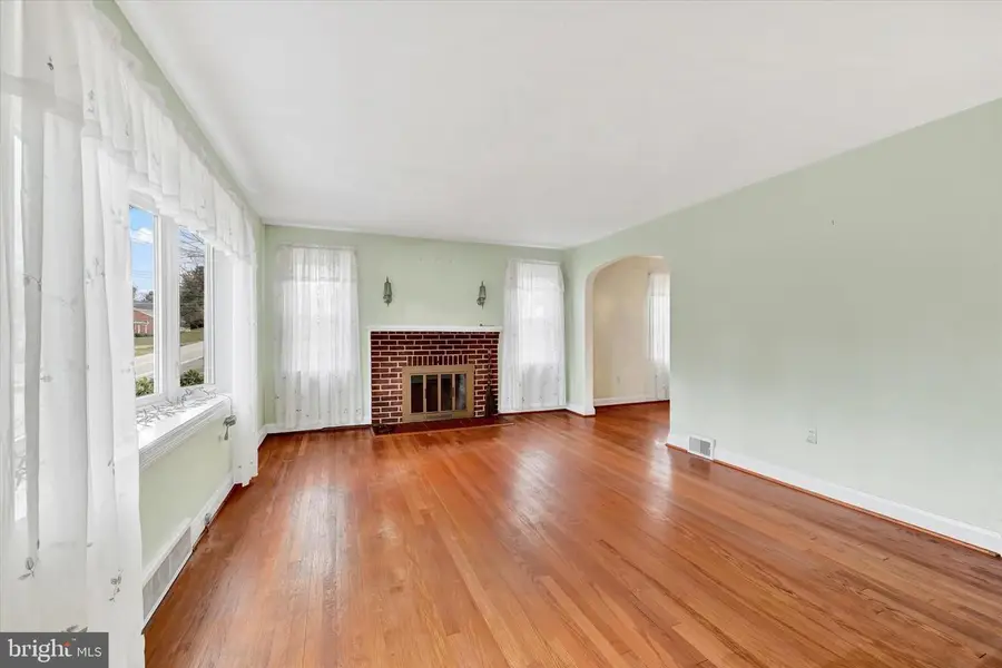 135 Smith Ave, Westminster, MD 21157 - Image #2