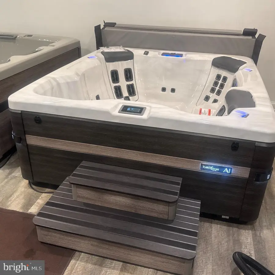 2823 Graybill Ct, New Windsor, MD 21776 - Image #3