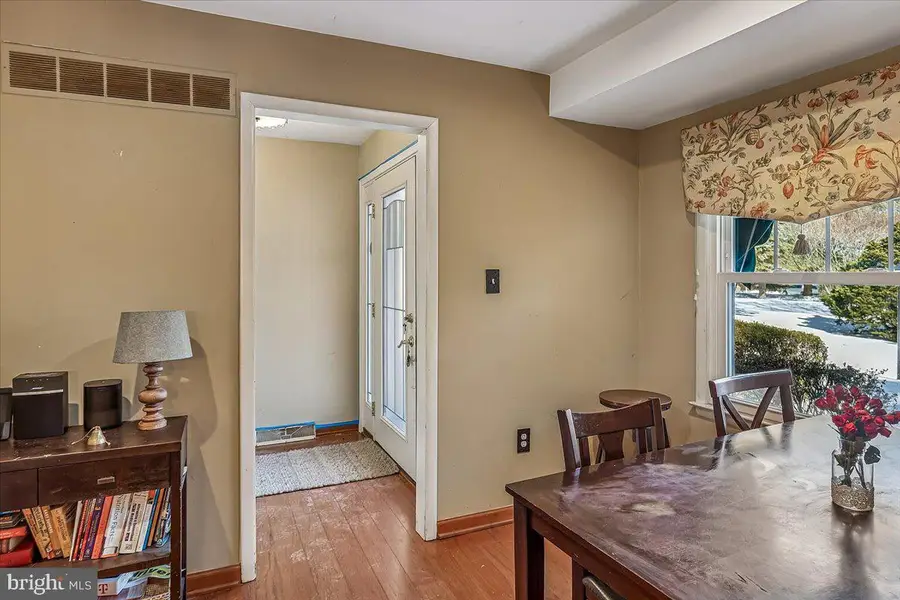 1712 Bachman Valley Dr, Westminster, MD 21157 - #3