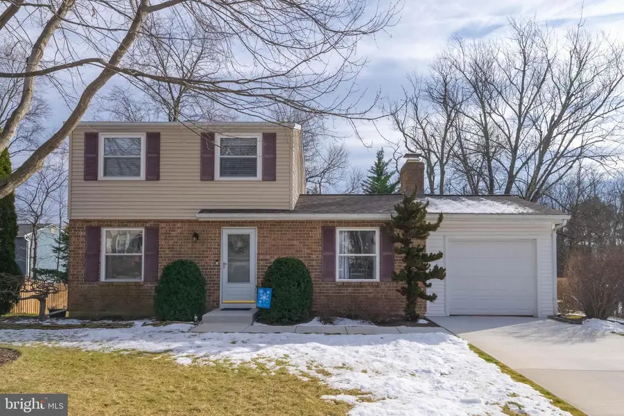 4367 Sycamore Dr, Hampstead, MD 21074 - Image #3