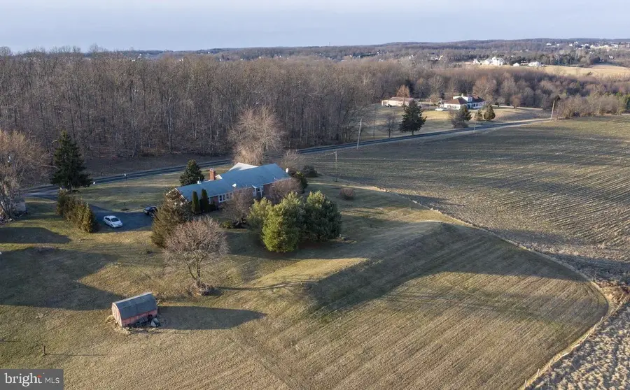 7001 Watersville Rd, Mount Airy, MD 21771 - Image #3