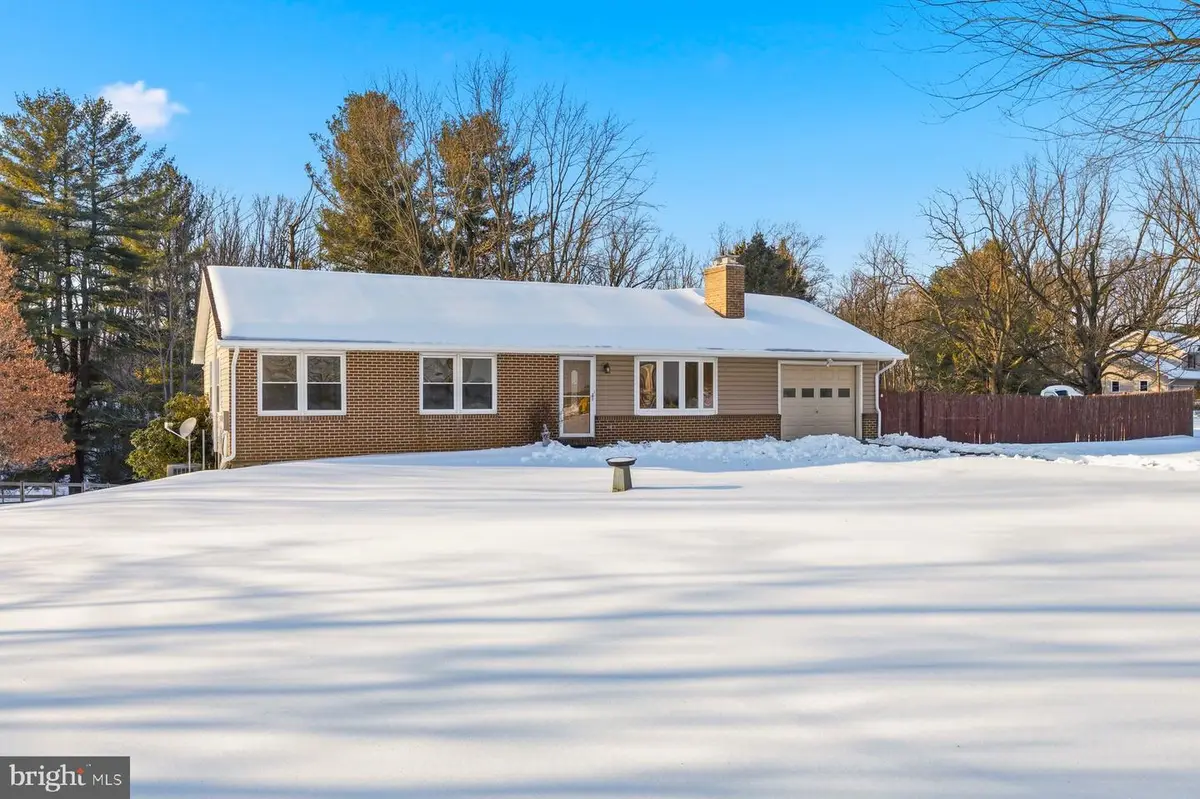 5884 Woodbine Rd, Woodbine, MD 21797 - Image #1