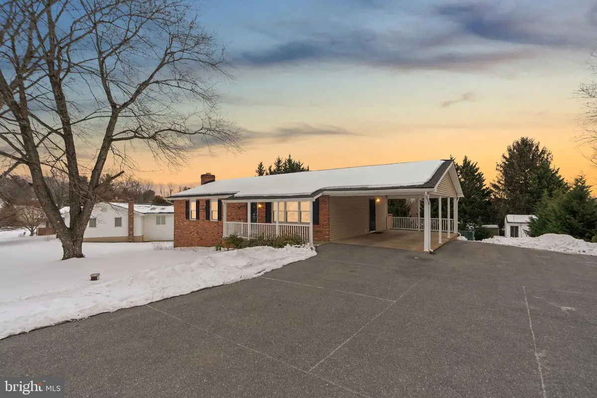 5803 Woodbine Rd, Woodbine, MD 21797 - #1