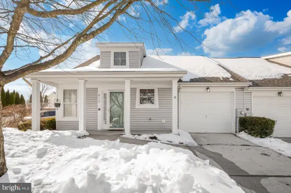 812 Parade Ln, MOUNT AIRY, MD 21771