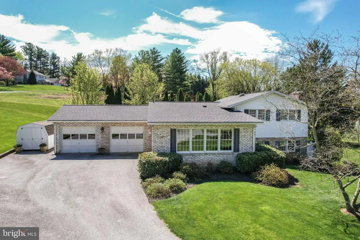 832 Winchester Dr, Westminster, MD 21157 - #1