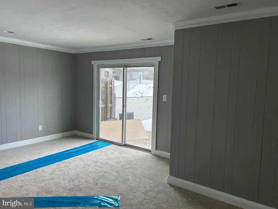 417 Red Tulip Ct, Taneytown, MD 21787 - #2