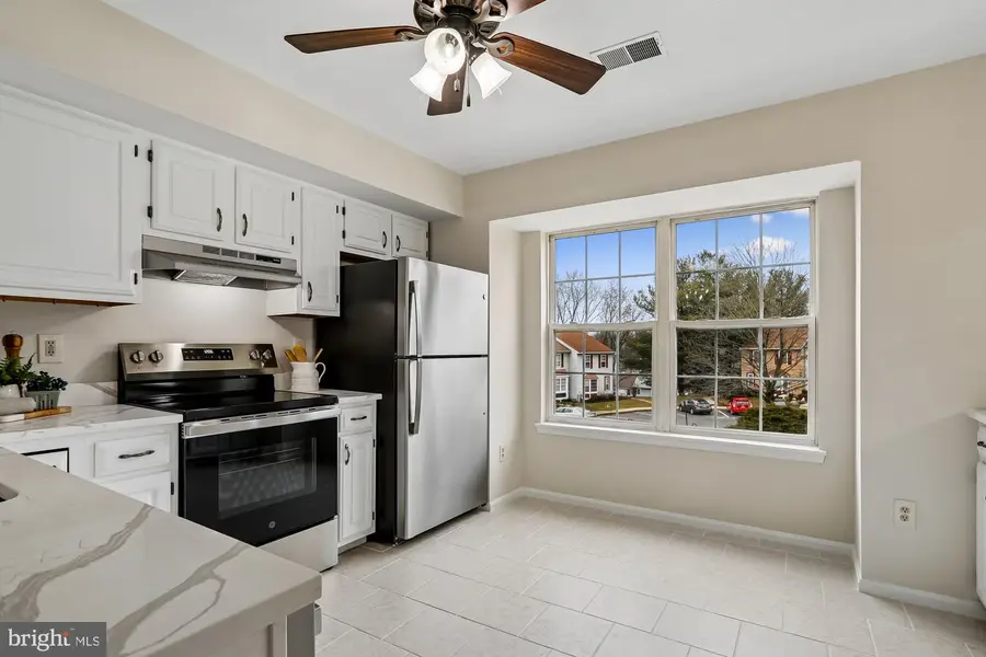 513 South Hills Ct, Westminster, MD 21158 - #2