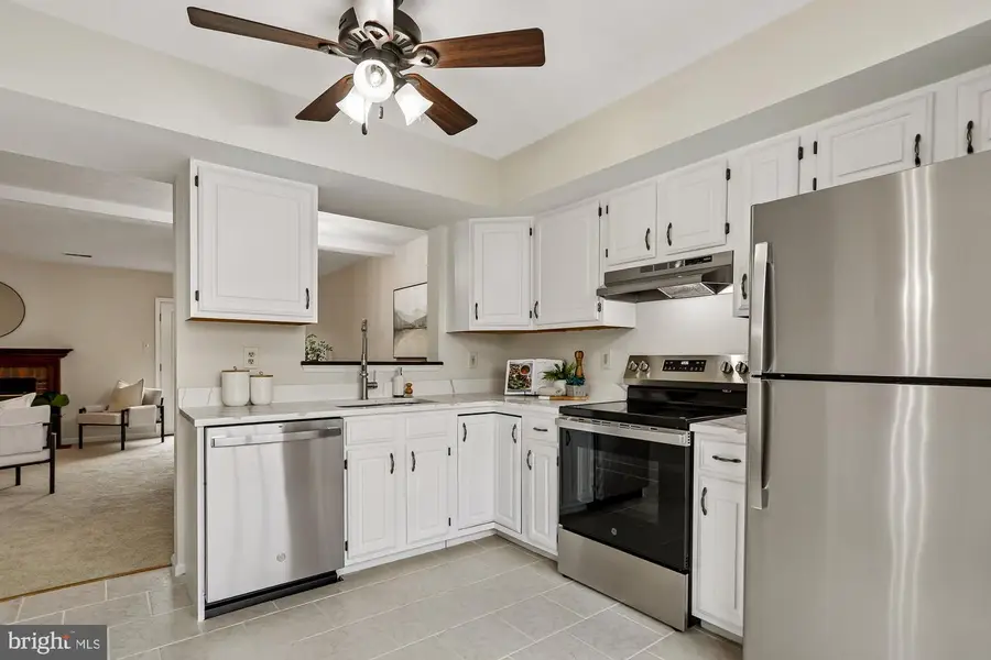 513 South Hills Ct, Westminster, MD 21158 - #3