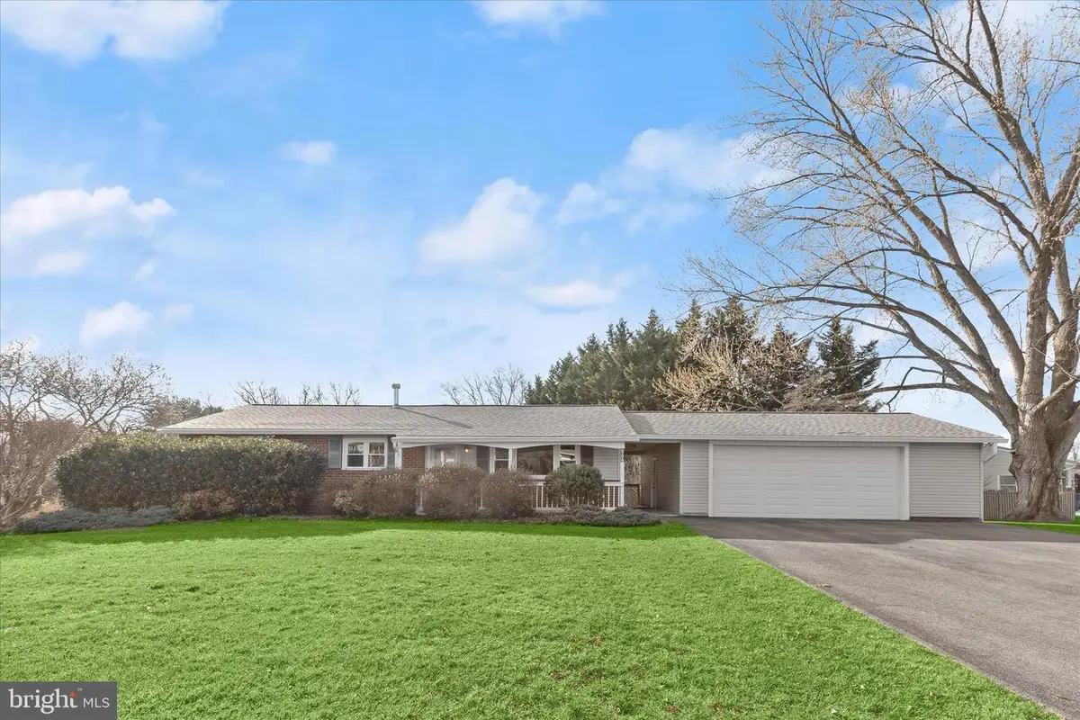 1617 Heather Heights Rd, Sykesville, MD 21784 - #1