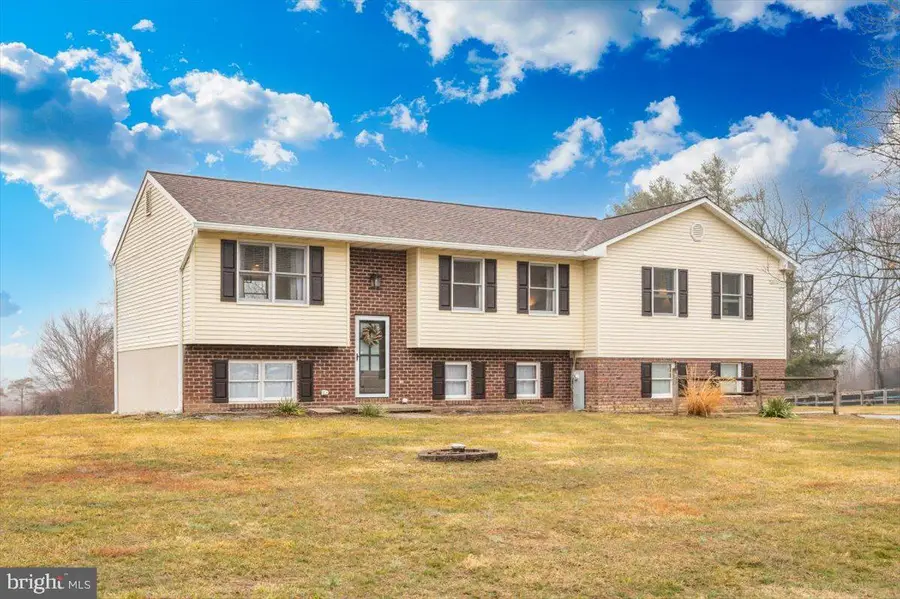 1589 Smiley Dr, New Windsor, MD 21776 - #2