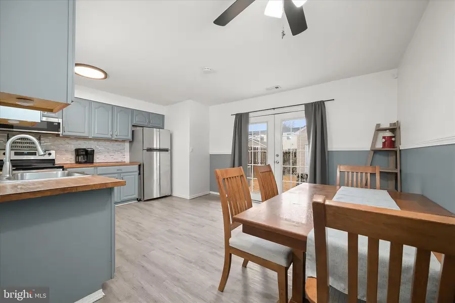 423 Clover Ct, Taneytown, MD 21787 - #2