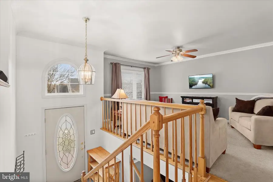 862 Elmwood Ct, Westminster, MD 21158 - #2