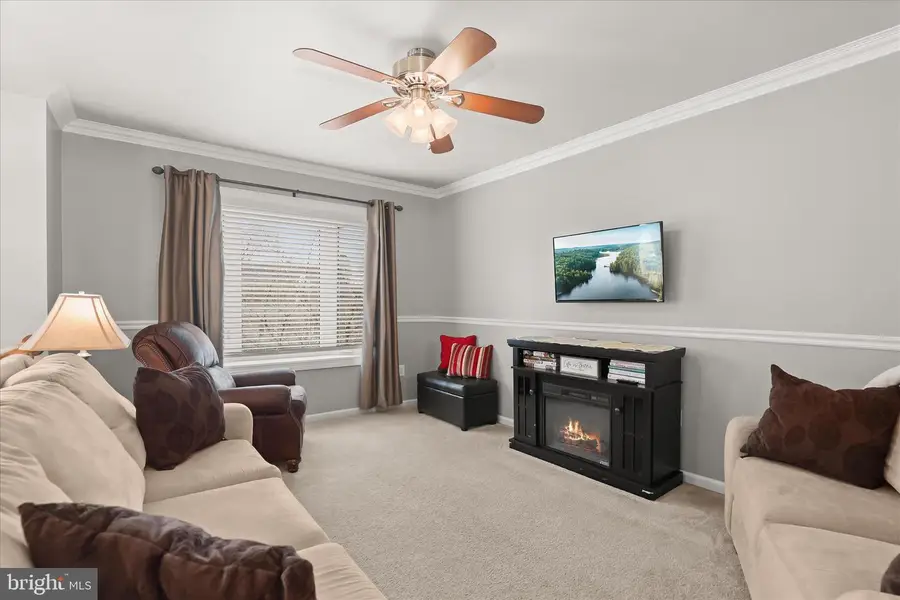 862 Elmwood Ct, Westminster, MD 21158 - #3