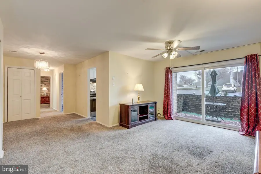 1004 Scarlet Oak Ct #1d, Hampstead, MD 21074 - #3