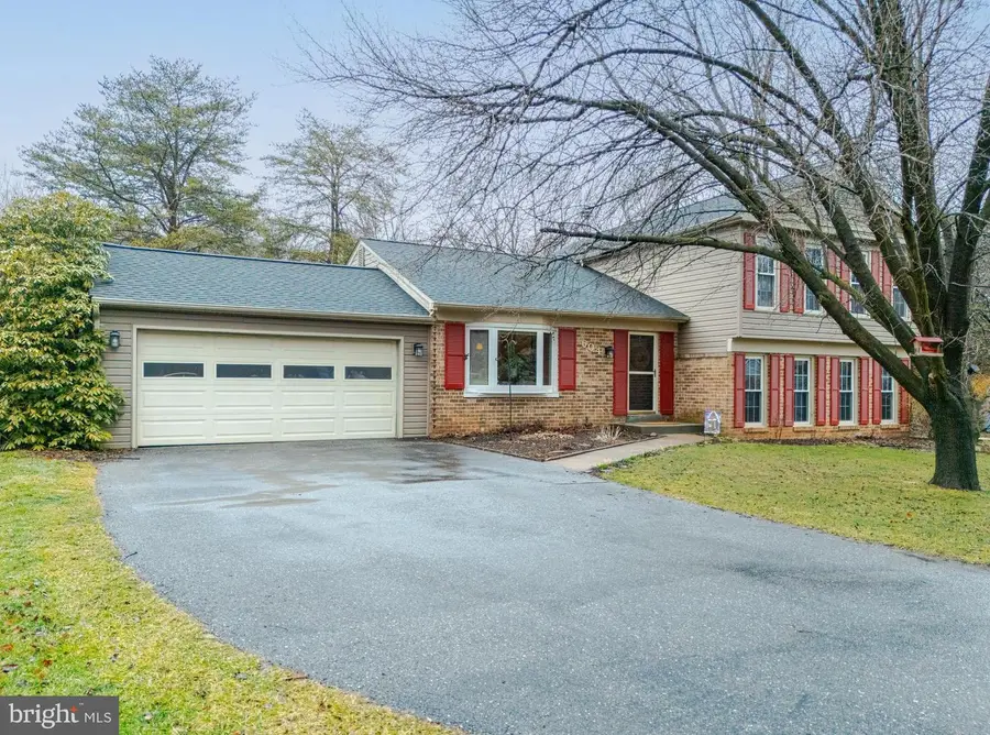 604 Roundtree Ct, Sykesville, MD 21784 - #2