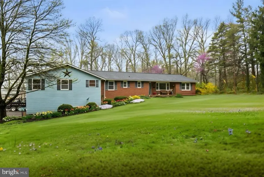 909 Emory Church Rd, Upperco, MD 21155 - #2