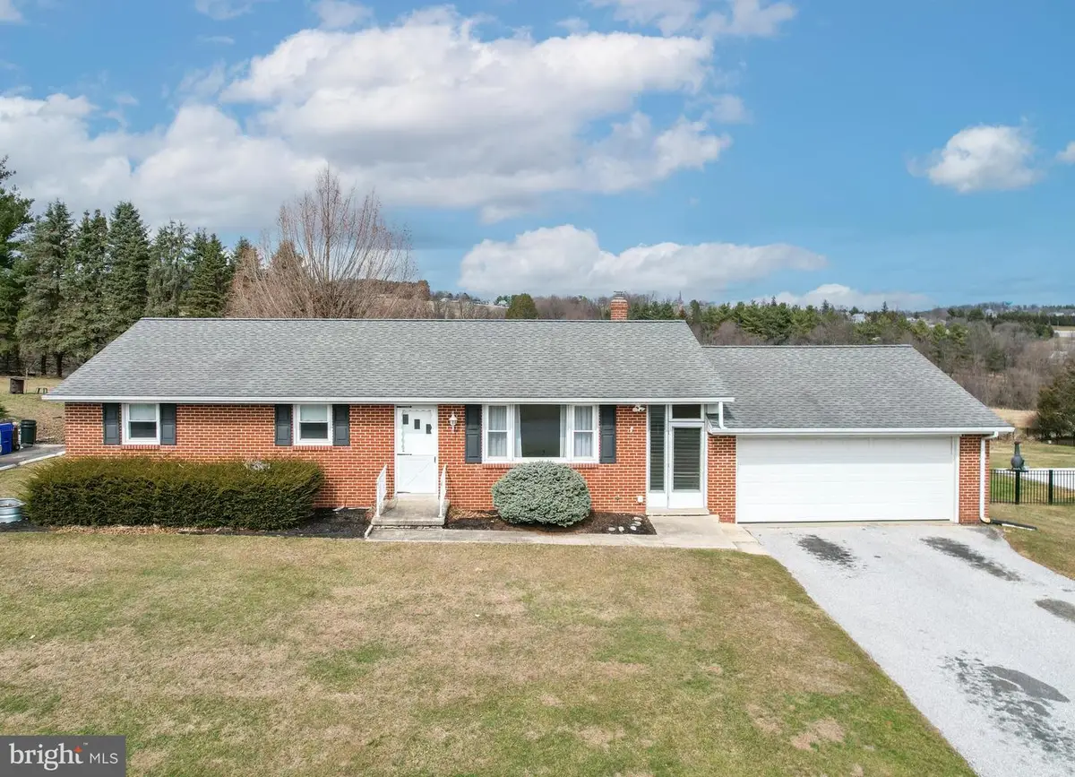 3284 Charmil Dr, Manchester, MD 21102 - #1