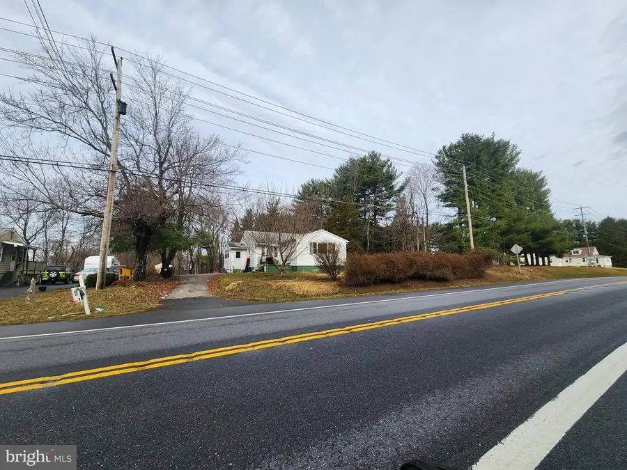 5730 Ridge Rd, Mount Airy, MD 21771 - #2