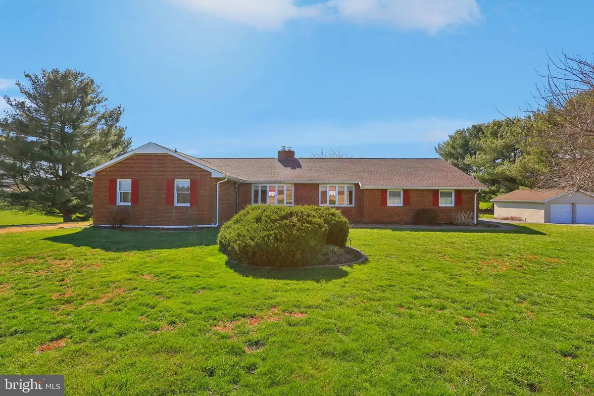 7210 Old Washington Rd, Woodbine, MD 21797 - #1