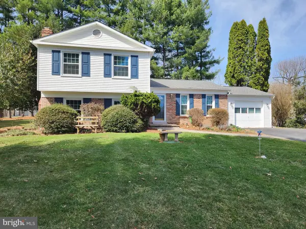 5382 View Point Ct, SYKESVILLE, MD 21784
