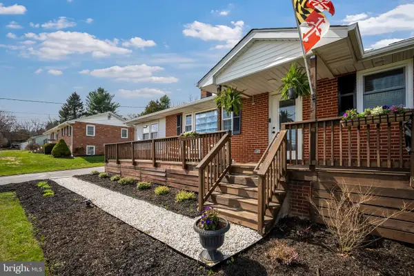 5232 Freter Rd, SYKESVILLE, MD 21784