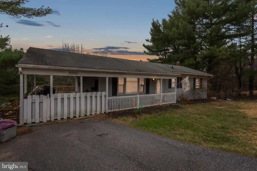 3000 Breezewood Ln, Hampstead, MD 21074 - #3