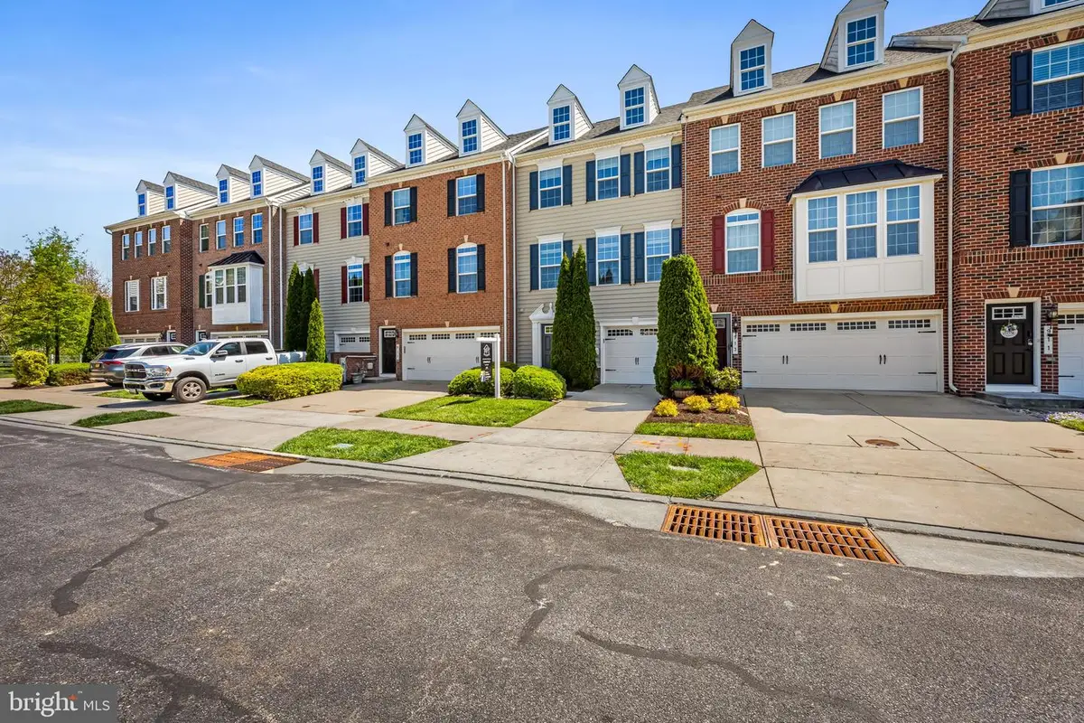 915 Magnolia Blossom Ct, Sykesville, MD 21784 - #1